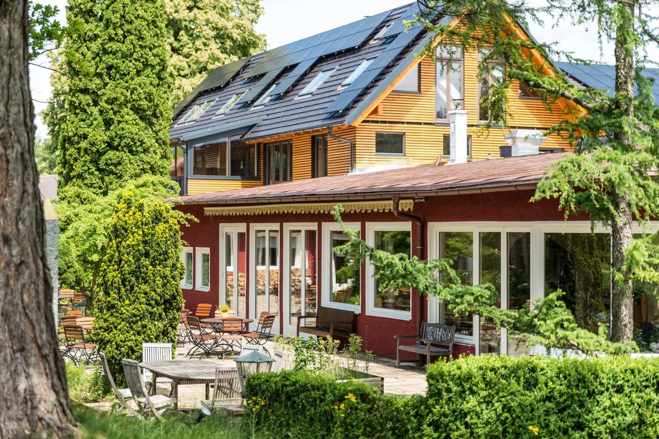 Seinz Wisdom Resort - Bio-Hotel Vegan-Vegetarisch Бад-Кольгруб Екстер'єр фото