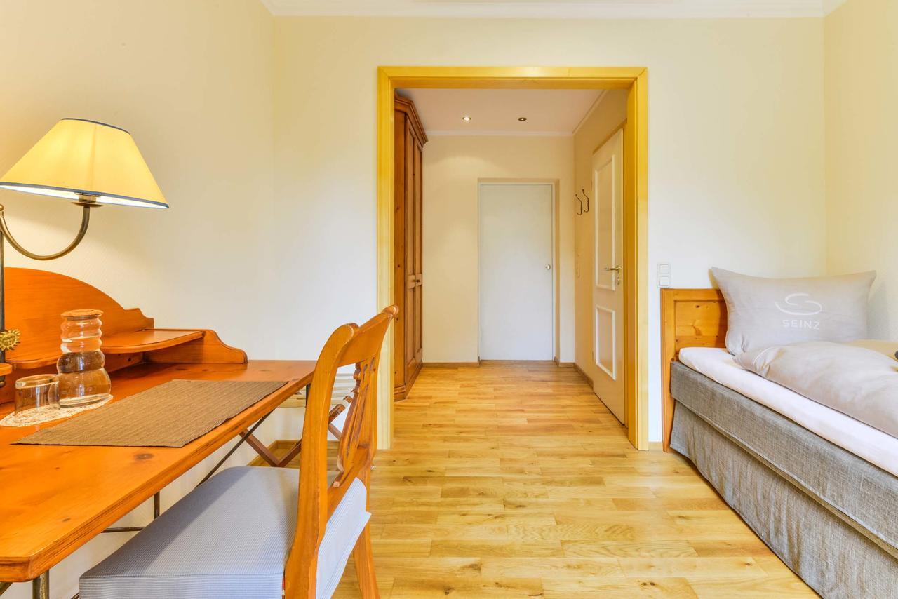 Seinz Wisdom Resort - Bio-Hotel Vegan-Vegetarisch Бад-Кольгруб Екстер'єр фото