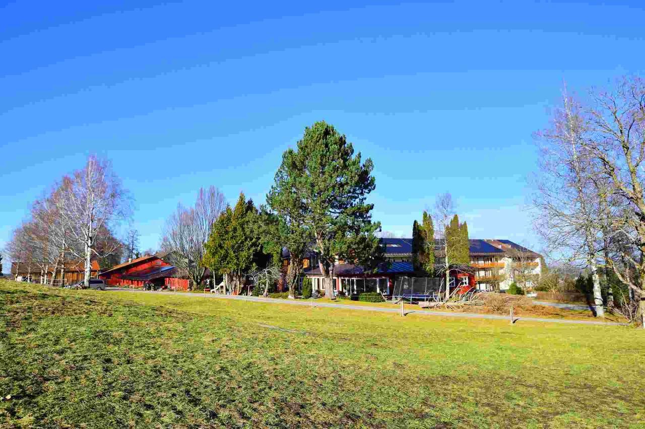 Seinz Wisdom Resort - Bio-Hotel Vegan-Vegetarisch Бад-Кольгруб Екстер'єр фото